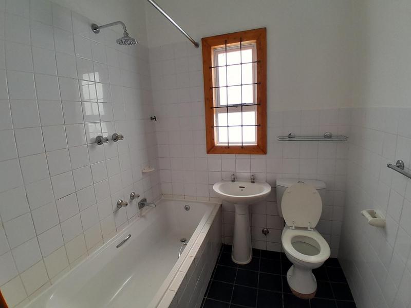 To Let 2 Bedroom Property for Rent in Gardens Western Cape